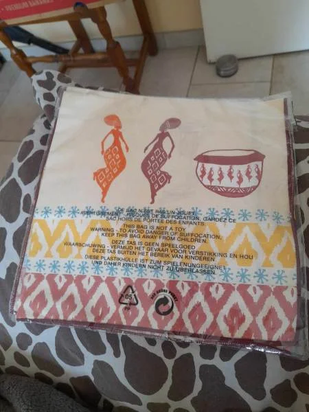 2 serviettes de table thème africain - françoise s - Collection - Saint-Satur (18300)