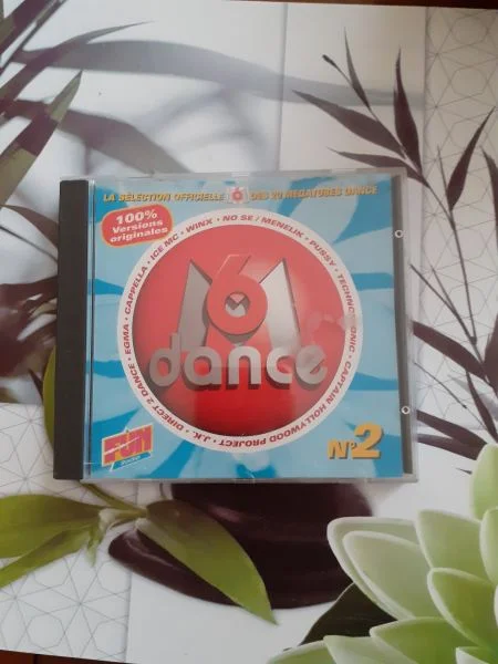 Cd " m6 dance" - CD, DVD & Vinyles - Saint-Satur (18300)