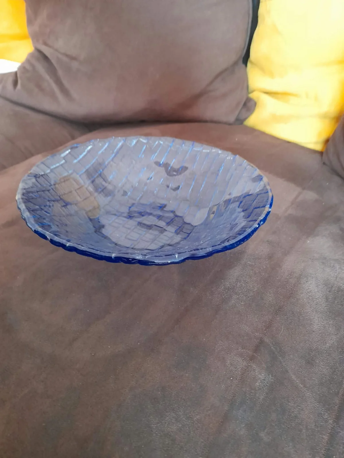 Petit Saladier en Verre épais Bleu Structuré - Arts de la Table - Saint-Satur (18300)