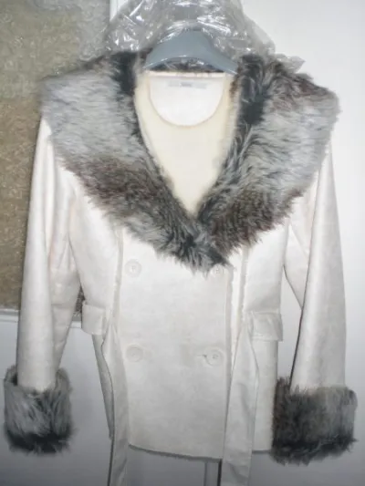 Manteau t.38 ou 34 ou 36 neuf - photo 3