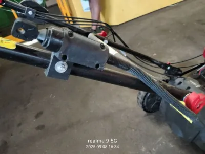 Vend tondeuse demarage electrique - Autres Loisirs - Saint-Hilaire-de-Voust (85120)