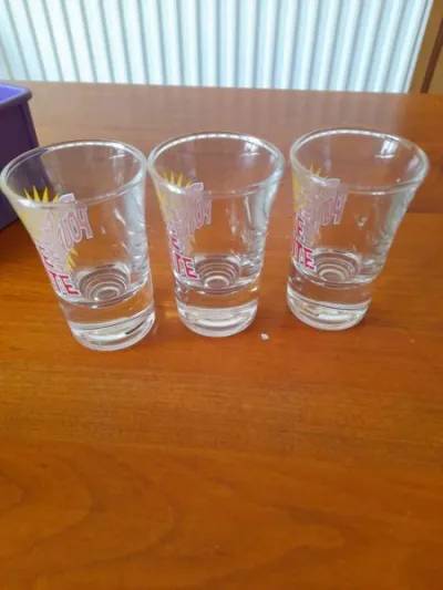 3 verres shooter en verres " buvette poursuite" - photo 2
