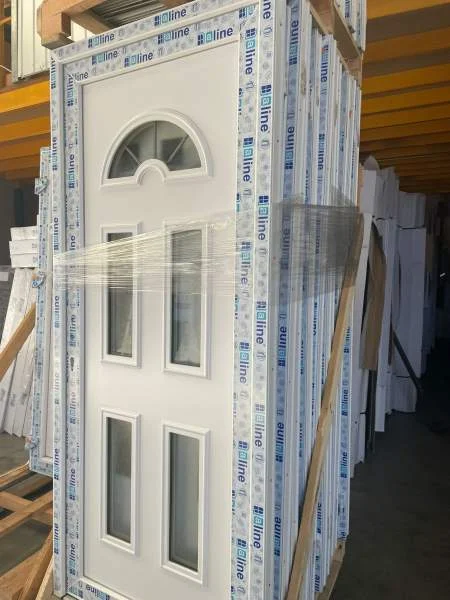 Panneau de porte - Bricolage - Saint-Étienne (42000)