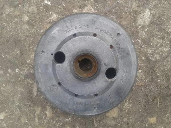 Rotor motoplat ktm 250 gs 1975 - Équipements Moto - Dampleux (02600)