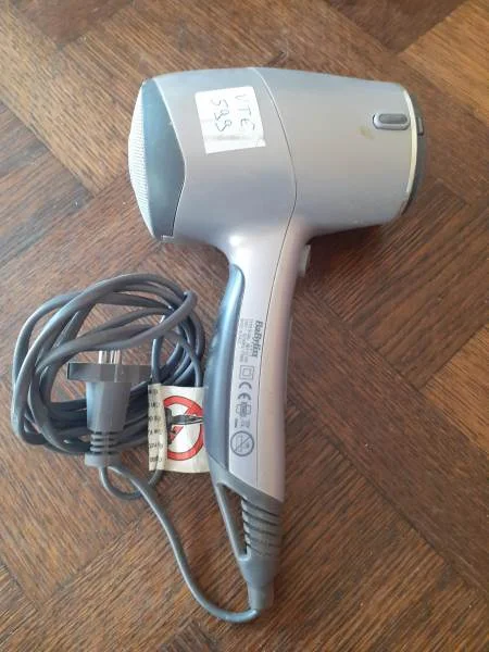 Sèche cheveux babyliss - Beauté & Bien-être - Saint-Satur (18300)