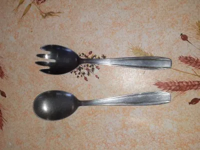 Ensemble couverts à salade en inox - Collection - Saint-Satur (18300)