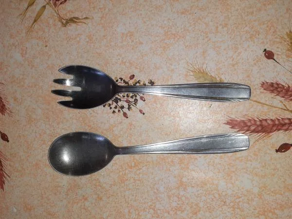 Ensemble couverts à salade en inox - Collection - Saint-Satur (18300)