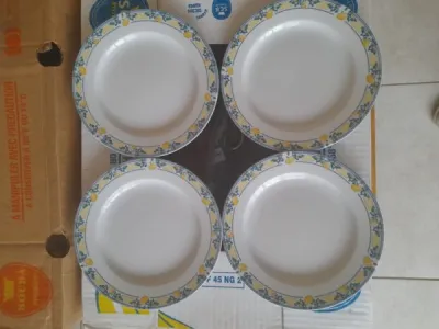 Lot 4 assiettes à desserts ligne hotesse - photo 2