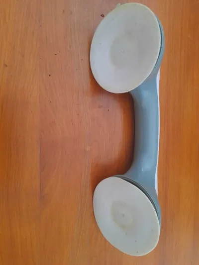 Poignée de soutien bain universelle à ventouses - photo 2