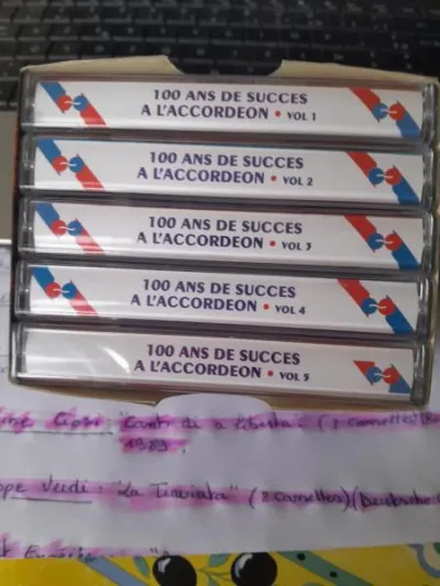 Cassette audio " accordéon " - photo 3
