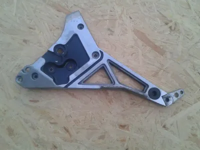 Platine avant gauche yamaha 1100 fj 1985 - photo 3