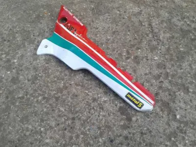 Cache latéral gauche aprilia 125 af1 sinthési 1989 - photo 3