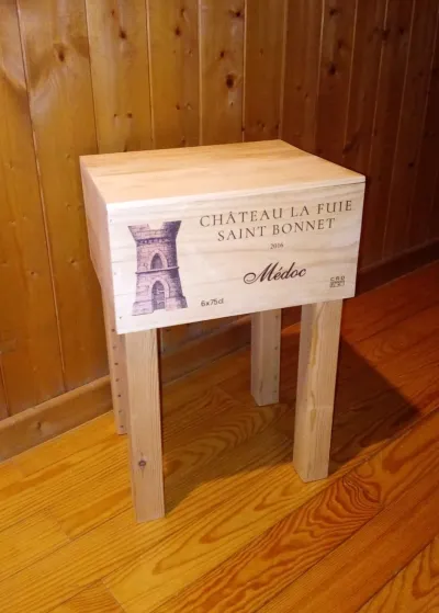Tabouret / sellette / Table de nuit ex caisse de v - Meubles - Monnetier-Mornex (74560)