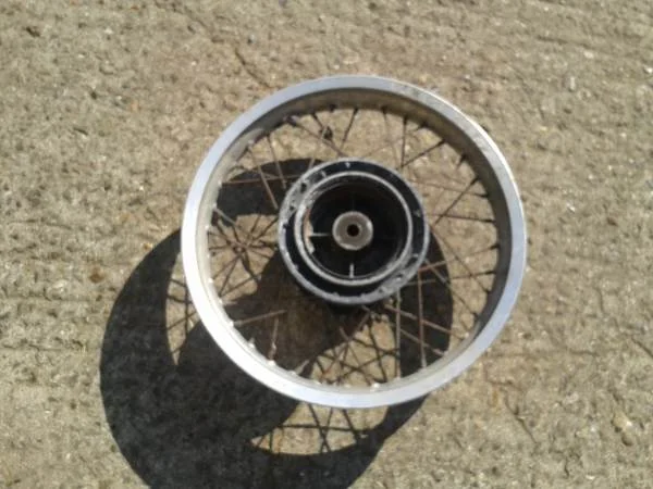 Roue arriére honda 600 xlr paris dakar 1986 - Équipements Moto - Dampleux (02600)