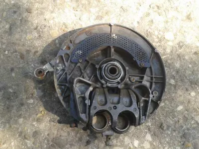 Étrier avant avec flasque honda 400 cbx 1985 - photo 3