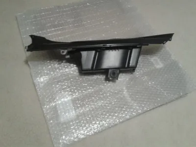 Intérieur vide poche gauche suzuki 650 bandit 2014 - photo 3