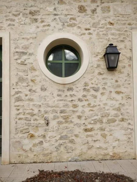 Baies vitrées &amp; oeils de boeuf alu + brises-so - BTP & Chantier - Montpellier (34000)