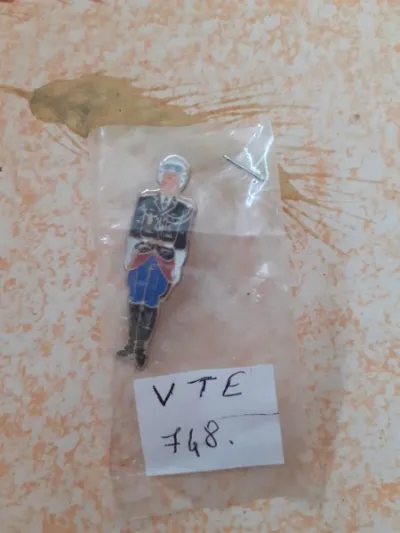 Pin's gendarmerie gendarme motard - Collection - Saint-Satur (18300)