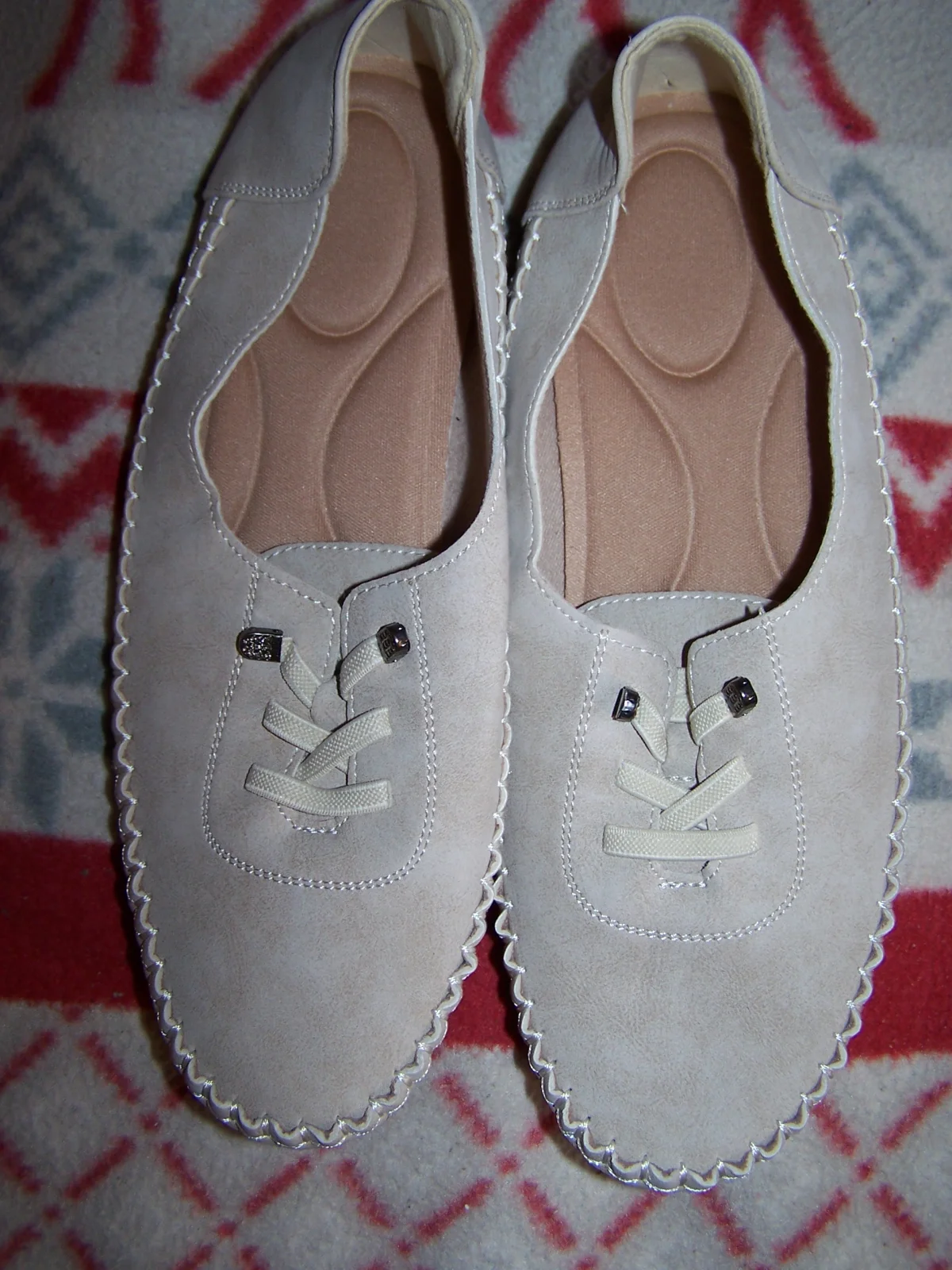 Mocassins écru beige Taille 41 neuf - Chaussures - Issy-les-Moulineaux (92130)