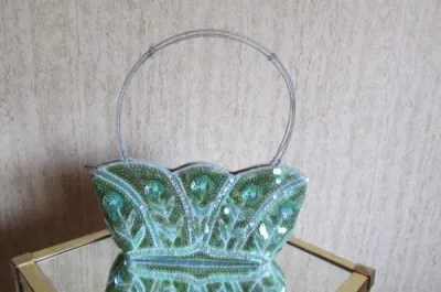 Pochette , sac à main de soirée des années 70 - Sacs & Maroquinerie - Castres (81100)