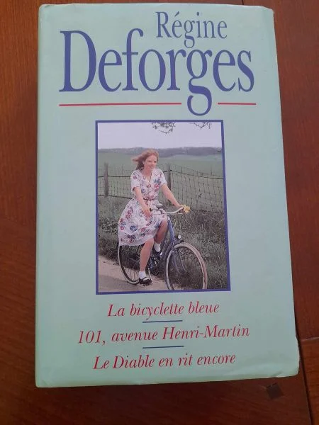 La bicyclette bleue ; 101 avenue henri - martin ; - Livres - Saint-Satur (18300)