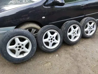 4 jantes bmw alu 15 pouces - Équipements Auto - Bécon-les-Granits (49370)