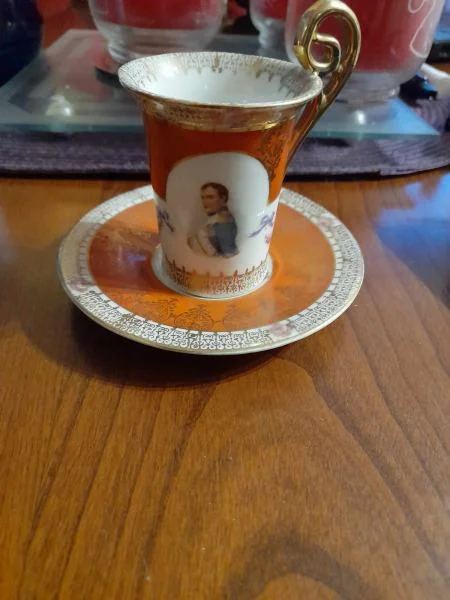 Ensemble tasse et sous tasse portrait napoléon - - Collection - Saint-Satur (18300)