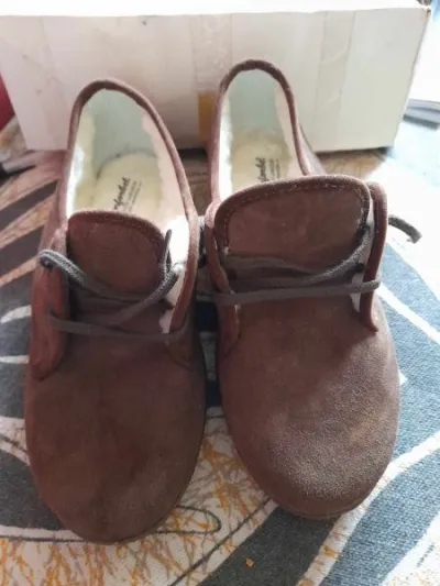 Chaussure fourré derby femme en croute de cuir - photo 2