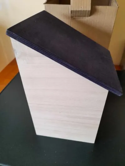 Nichoir à oiseau publicitaire en bois yves rocher - photo 2