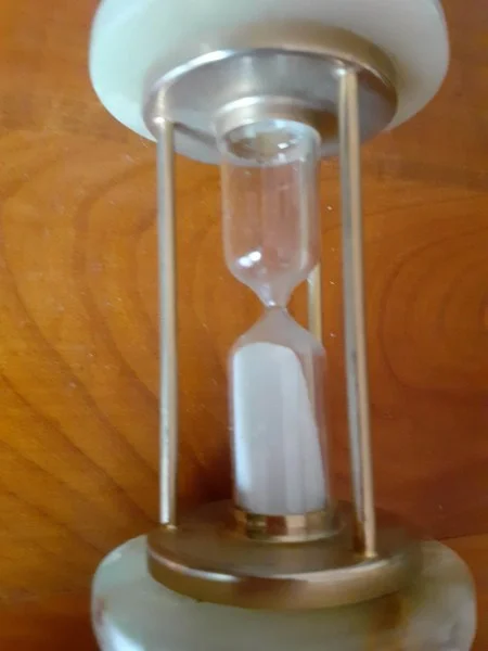 Sablier en verre et pierre - Collection - Saint-Satur (18300)