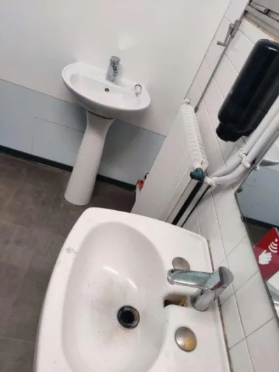 Vasques, laves main, wc, receveurs de douche - photo 4