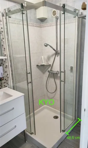 Parois douche carrée accès d'angle droit portes - Bricolage - Foncine-le-Haut (39460)