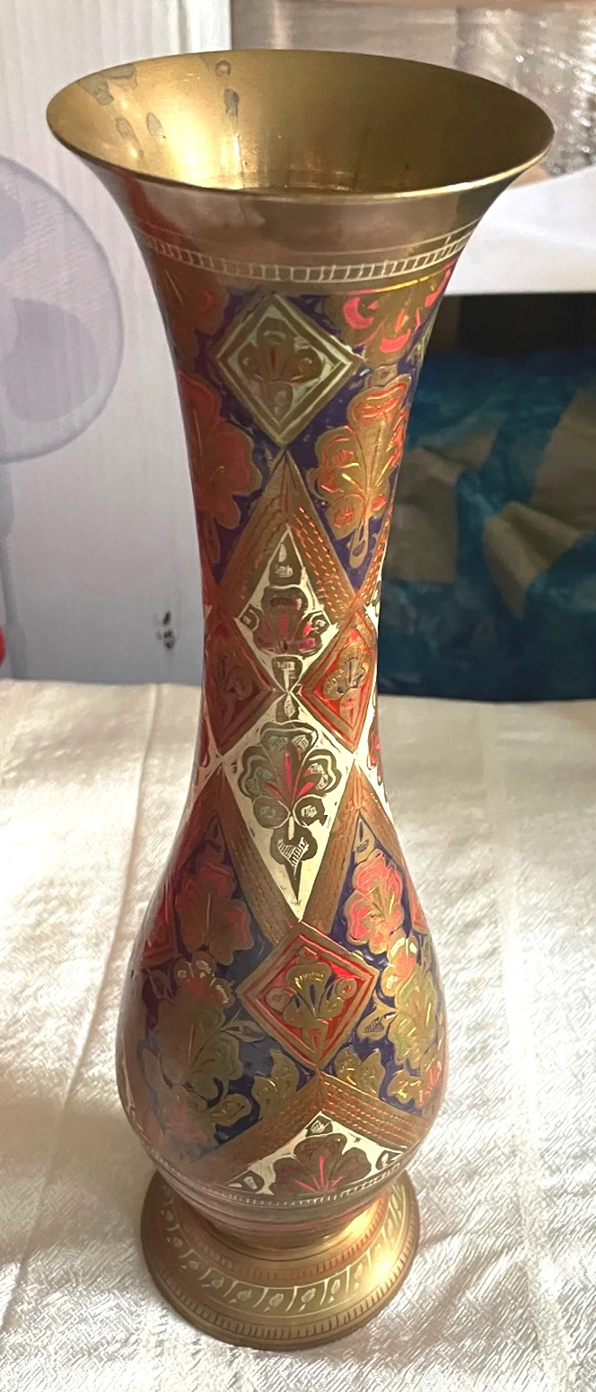 Vase Ancien en cuivre H 35 cm acheté Via Dolorosa - Décoration - Paris 16e Arrondissement (75016)