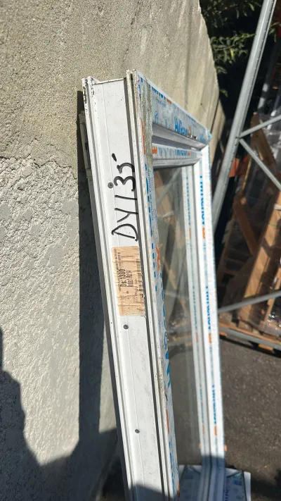 Fenêtre pvc blanc un vantail Haut 1430 / Larg 970 - photo 2