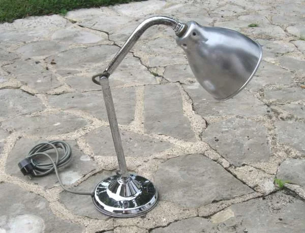 Lampe industrielle vintage ki-e-klair n° 18 - Collection - Maule (78580)