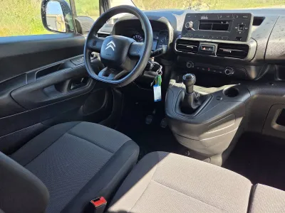 Citroën Berlingo Maxi 2022 3places 17000km 1.5hdi - photo 4