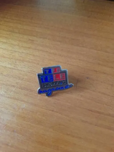 Pin's tf1 télé shopping magazine - photo 2