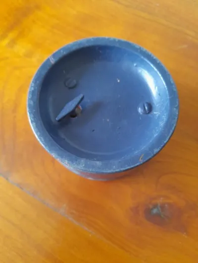 Ancienne boite à musique en bois - - Collection