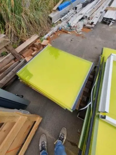 Garde corps en verre teinté - BTP & Chantier