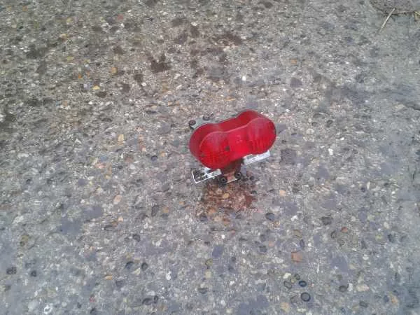 Feu arriére suzuki 400 t 1978 - Équipements Moto - Dampleux (02600)