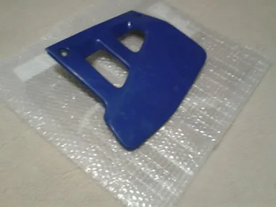 Ouie de réservoir droite suzuki 125 tsr 1997 - photo 2