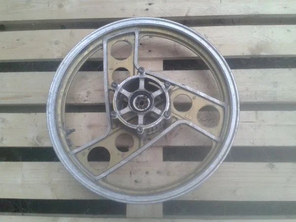 Roue avant yamaha 350 rdlc 1984 - Équipements Moto - Villiers-le-Bel (95400)