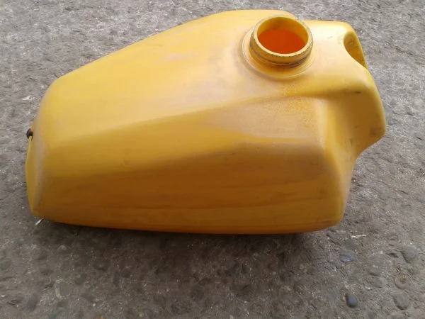 Réservoir suzuki 175 pe 1981 - Équipements Moto - Dampleux (02600)