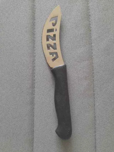 Couteau à pizza - Collection - Saint-Satur (18300)