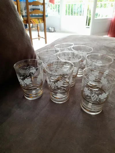 Lot 8 Verres à Eaux - Motifs Raisin - Arts de la Table