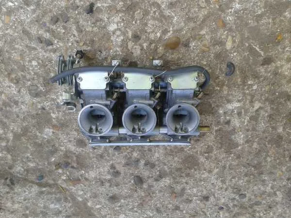 Rampe carburateur honda nsr 400 1986 - Équipements Moto - Dampleux (02600)