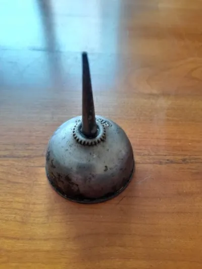 Ancienne burette d 'huile singer - photo 2