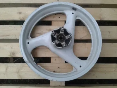 Roue arriére suzuki 250 rgv 1990 - Équipements Moto - Villiers-le-Bel (95400)