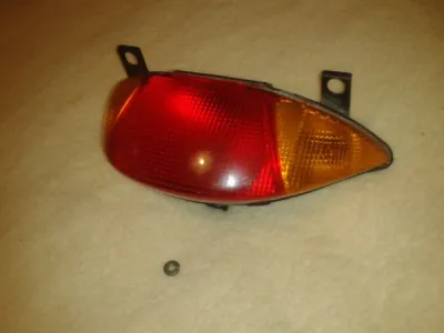 Feux arriére honda 650 deauville 2005 - photo 2