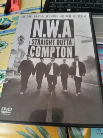 Dvd " n.w.a " - CD, DVD & Vinyles - Saint-Satur (18300)